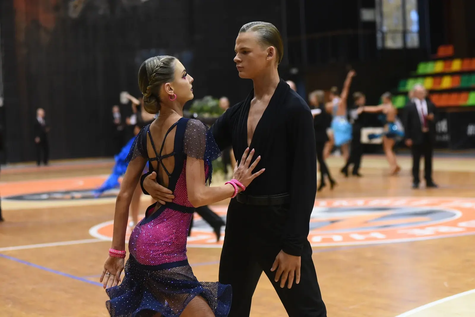 Пара STAR DIAMOND на паркете турнира